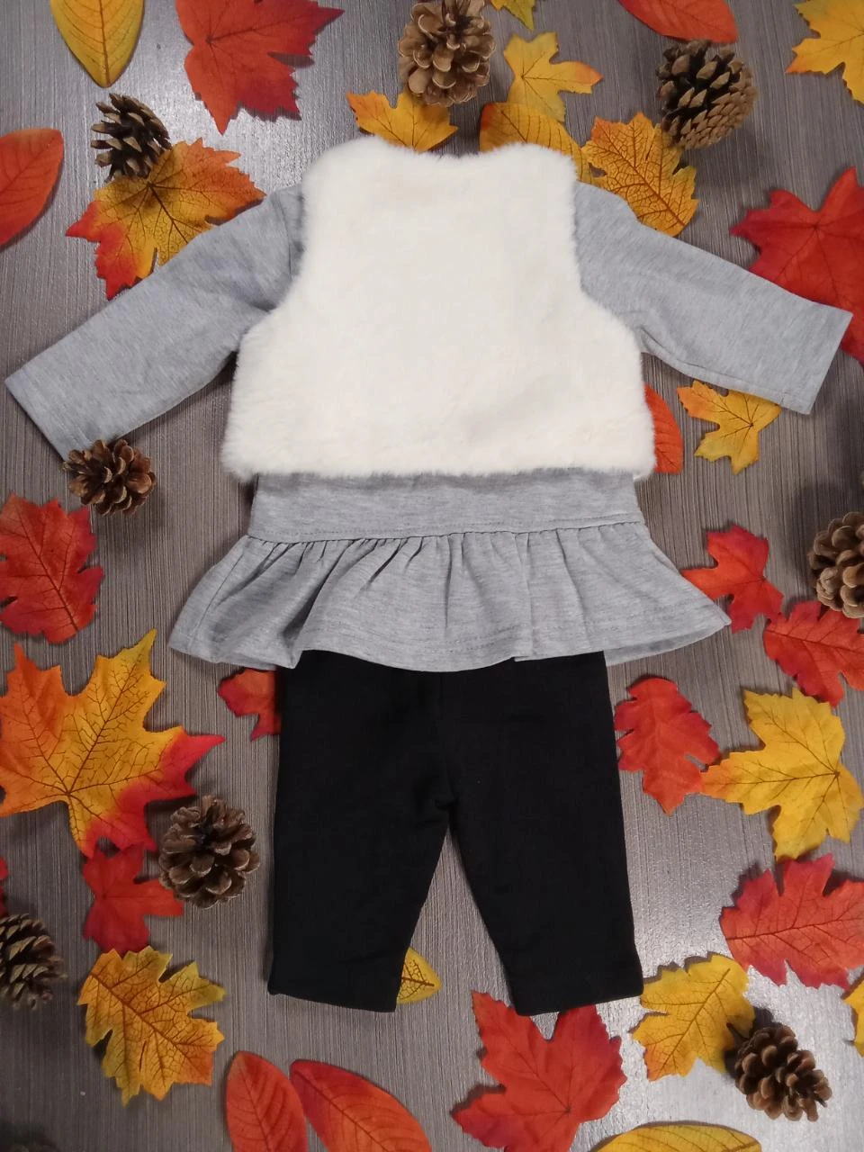 Conjunto nuevo de 3 piezas sin etiqueta Lee Cooper 3 meses – photo 2